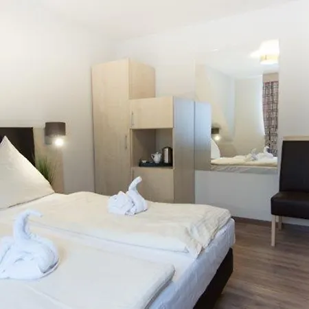 Baum's Rheinhotel باد سالزج