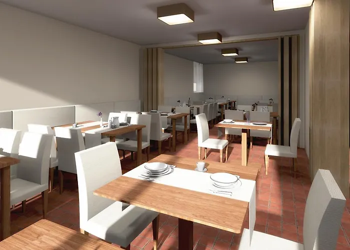 Baum's Rheinhotel מלון 3*